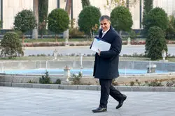 فرزین خبر داد: رشد اقتصادی کاهش یافت/ رشد نقدینگی از هدف‌گذاری دور شد