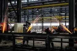 کاهش فروش شرکت‌های صنعتی بورسی در تیرماه