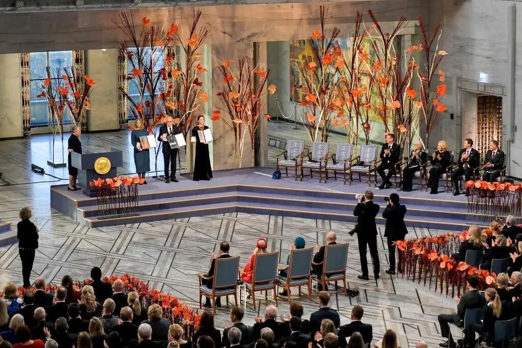 چرا بنیاد صلح نوبل نظر خود را درباره دعوت از ایران و روسیه عوض کرد؟