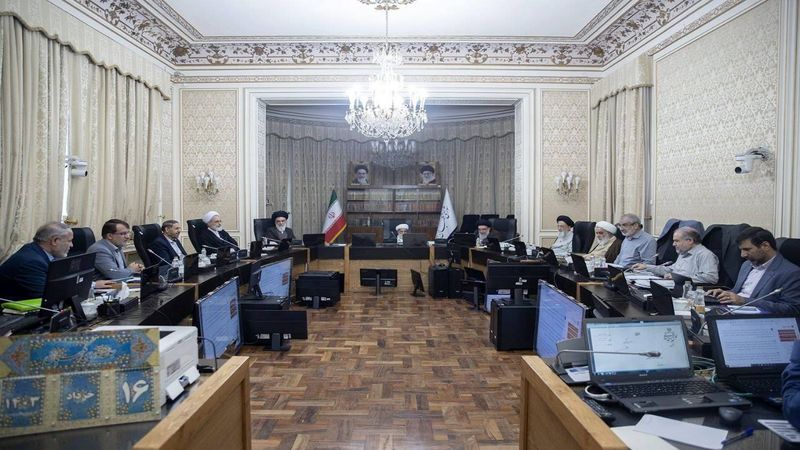 اعضای هیات رئیسه شورای نگهبان برای یک سال آینده ابقا شدند
