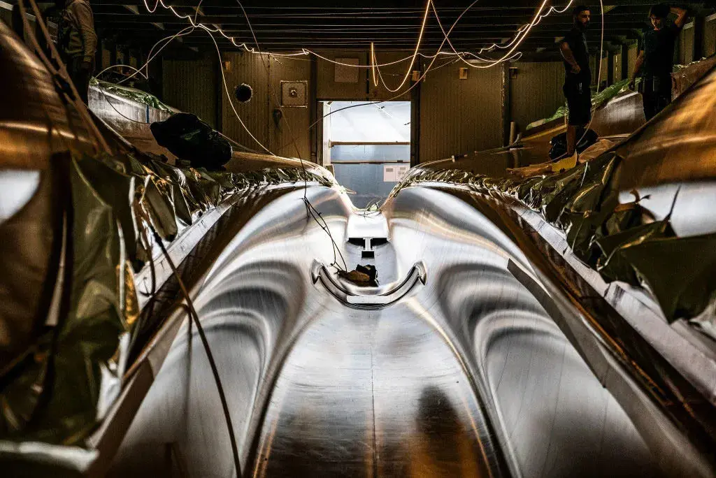 فِراری دل به دریا زد