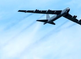 سیگنال صریح پرواز دوباره بمب‌افکن‌های B-52 بر فراز خاورمیانه