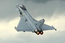 بمب‌افکن‌ها و جنگنده‌های آمریکایی یکجا جمع شده‌اند
