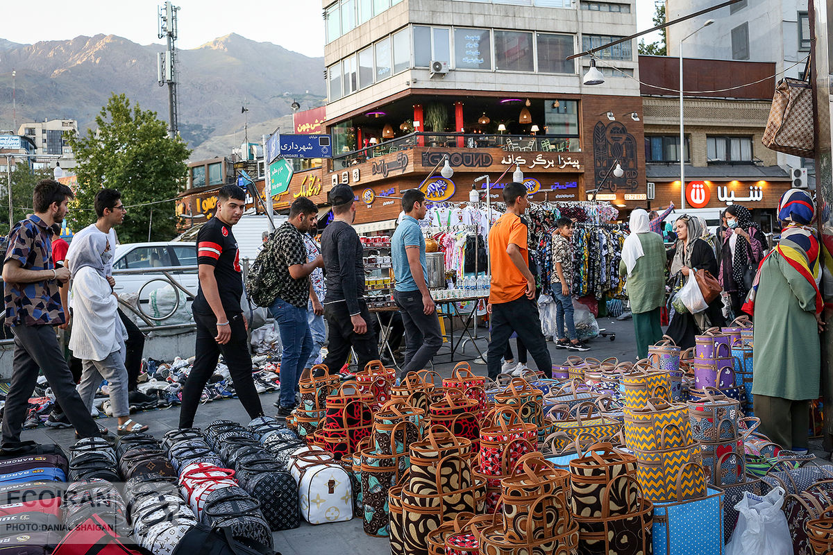 آمار دستفروشان درتهران ؛از ادعای شهرداری تا واقعیت کف خیابان 