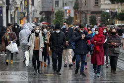 درآمد خانوارهای ایرانی در سال ۱۴۰۳ از هزینه‌ها سبقت گرفت