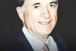 اکبر لاجوردیان، کارآفرین بی‌باک