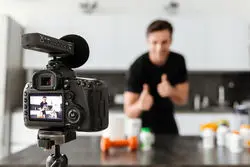 ۱۲۳ بلاگر ۲۳۰۰ میلیارد تومان درآمد داشته‌اند/ مالیات‌‌ستانی از اینفلوئنسرها چطور پیش می‌رود؟