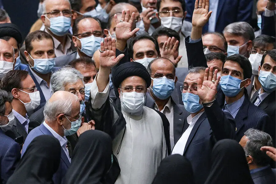 جراحی اقتصادی رئیسی: اصلاحات ساختاری یا تومور سرطانی جامعه؟