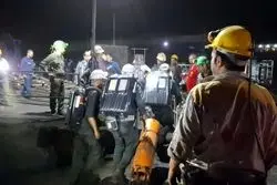 تعداد فوتی‌های حادثه معدن طبس به چند نفر رسید؟ / وزیر صمت عازم طبس شد