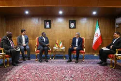 تأکید ایران و زیمبابوه بر گسترش همکاری‌های اقتصادی و فناوری در اجلاس تهران