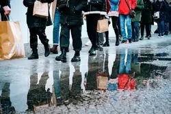 فرمان اقتصاد آمریکا در دست ثروتمندان/ سوغاتی ولخرجی برای طبقه کارگر