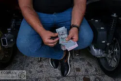 قیمت دلار امروز 9 مرداد 1402 / عبور دلار از مرز روانی