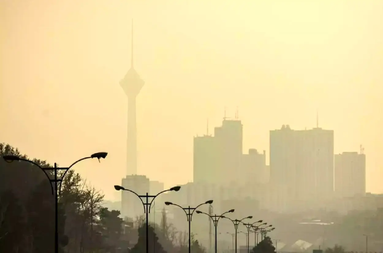 تردد در شهر با ماسک؛ گروه‌های حساس در خانه بمانند