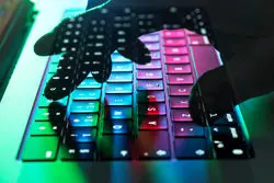 دوئل فناورانه چین و آمریکا: کدام‌یک پیشتاز است؟