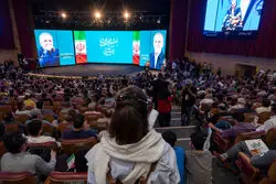 آخرین‌های انتخاباتی: از سنگ تمام ظریف برای پزشکیان تا کشاکش نظرسنجی‌ها