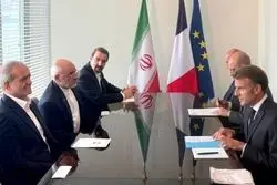 تاکید پزشکیان و مکرون بر حل و فصل مسئله هسته‌ای از مسیر گفت‌ وگو