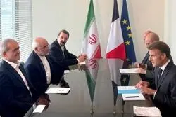 تاکید پزشکیان و مکرون بر حل و فصل مسئله هسته‌ای از مسیر گفت‌ وگو