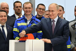 گاز یا صلح؟؛ آینده انرژی اروپا در دستان روسیه و ترامپ