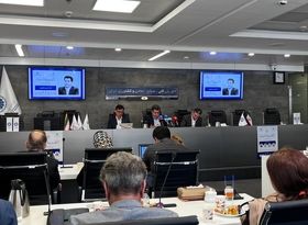 سلاح‌ورزی: اقتصاد ایران اکنون زیر سایه ناترازی و نااطمینانی است