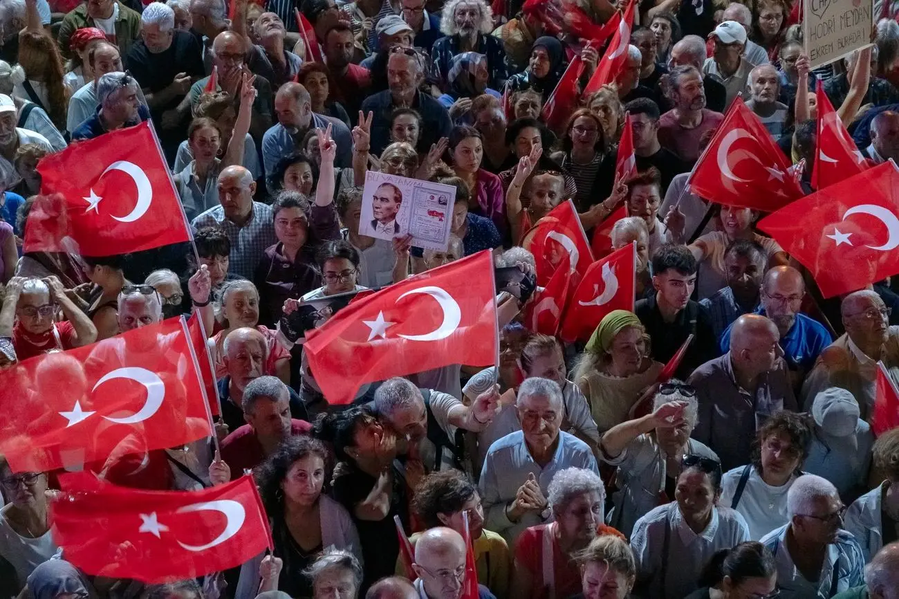 سرمایه‌گذاران در حال فرار؛ سیاست ترکیه بازارها را به لرزه انداخت