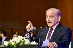 اظهارات جدید نخست وزیر پاکستان درباره مذاکرات/ قبل از سفر وزیر خارجه ایران به روسیه، من با او تلفنی صحبت کردم که...