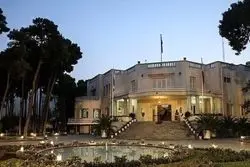 معاون رئیس‌جمهور: جراحی اقتصادی دولت برای بازگرداندن معیشت مردم ضروری است/ یارانه یک میلیون تومانی ادامه دارد؛ دولت نظارت و تامین کالا را تضمین می‌کند