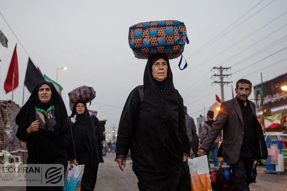 دفتر آیت‌الله سیستانی: استفاده از تصاویر مرجعیت در اماکن عمومی ممنوع است