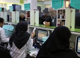 کمبود  100 قلم دارو در بازار / هشدار تولیدکنندگان به دولت برای خاموشی صنعت دارو