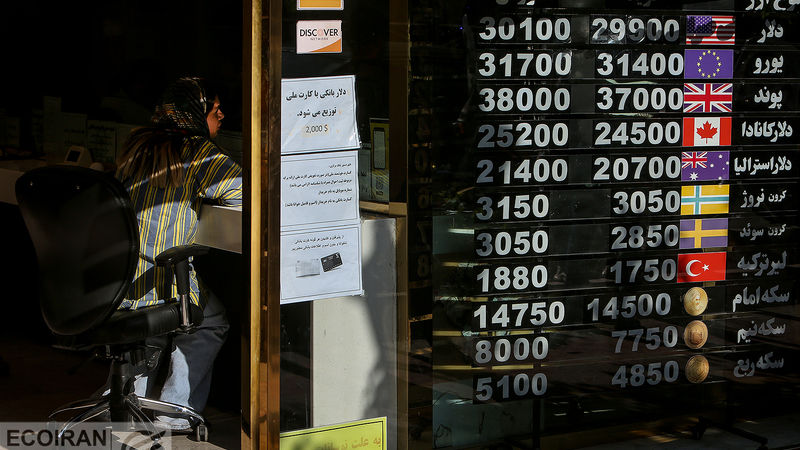 نشانه‌های نااطمینانی در بازار سرمایه؛ دلار و طلا منفی شدند