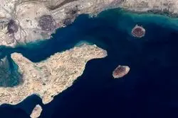 تاکتیک تازه تهران برای نمایش کنترل بر تنگه هرمز؛ رژیم تازه بر آبراهه استراتژیک در راه است؟