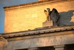 بانک مرکزی باید مستقل باشد؟