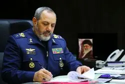 وزیر دفاع: بانوان ایرانی سامانه‌های پیچیده دفاعی می‌‌سازند