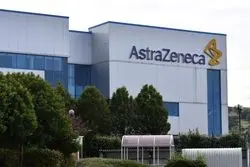آسترازنکا برای درمان‌های جدید سرطان از هوش مصنوعی کمک می‌گیرد