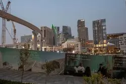 چشم‌اندازهای درخشان زیر باران پهپادها؛ چگونه جنگ رویای بزرگ بن سلمان را آشفته کرد؟