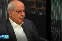 دموکراسی چگونه به ضد دموکراسی تبدیل می‌شود؟