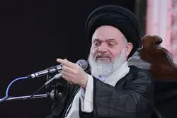 امام جمعه قم: آپارتمان‌نشینی با فرهنگ دینی ما همسو نیست