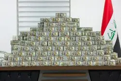 هنوز از خانه مسئولان پول نقد و شمش طلا بیرون کشیده می‌شود + عکس