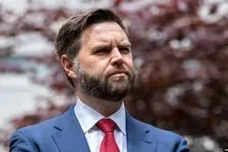 معاون ترامپ: ایران نباید سلاح هسته‌ای داشته باشد/ رئیس‌جمهوری هیچ علاقه‌ای به تکرار تاریخ عراق ندارد/ خاورمیانه باتلاق پرهزینه
