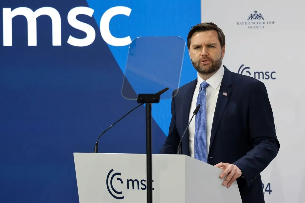 جنجال معاون ترامپ در مونیخ