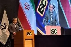 عراقچی: موفقیت بازرگانان در دور زدن تحریم‌ها، مذاکرات را تقویت می‌کند