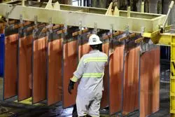 عقبگرد قیمتی مس با وجود کسری عرضه