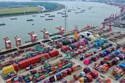 فرار موفقیت‌آمیز چین از رکود به سود کامودیتی‌ها