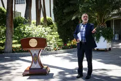 حمله تند زاکانی به محسن هاشمی؛ بلد نیستی مجبور نیستی حرف بزنی 