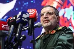 سردار نایینی: هدف اصلی دشمن به‌هم ریختن داخل کشور است و اگر بتواند داخل را به‌هم بریزد و امید به بی‌ثباتی داخلی داشته باشه قطعاً تصمیم به اقدام نظامی نمی‌گیرد، چون...