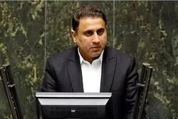 نماینده سابق مجلس: عرش الهی با ریاکاری و تبعیض و اختلاس به لرزه در خواهد آمد نه با موی دختران سرزمینم / آیا حساسیتی که به حجاب داریم به مواردی مثل مشکلات زیست محیطی و... هم داریم؟