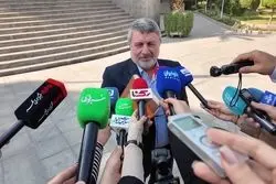 واکشن الیاس حضرتی به فیش حقوقی 200 میلیونی یک کارمند در دولت/ ما سیاسیون عادت داریم مدام با هم دست به یقه شویم