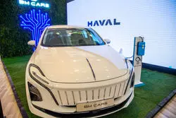 چین به‌دنبال تبدیل خودروهای برقی به باتری‌های غول‌پیکر شهری