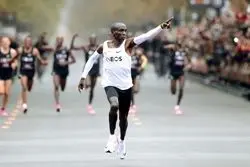 کفش‌های جادویی؛ چگونه ابَرکفش‌ها رکوردها را در دنیای دو و میدانی جابه‌جا می‌کنند؟