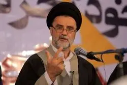 واکنش تند نبویان به تهدید ترامپ؛ تعرض کنید زیرساخت‌های آمریکا و اسرائیل و منطقه را نابود می‌کنیم