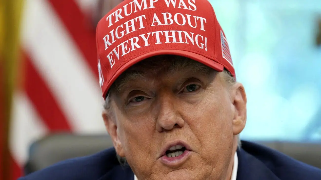 دلیل نیمه افراشته شدن پرچم آمریکا در کاخ سفید مشخص شد